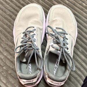 Altra Women's Superior 6, Green